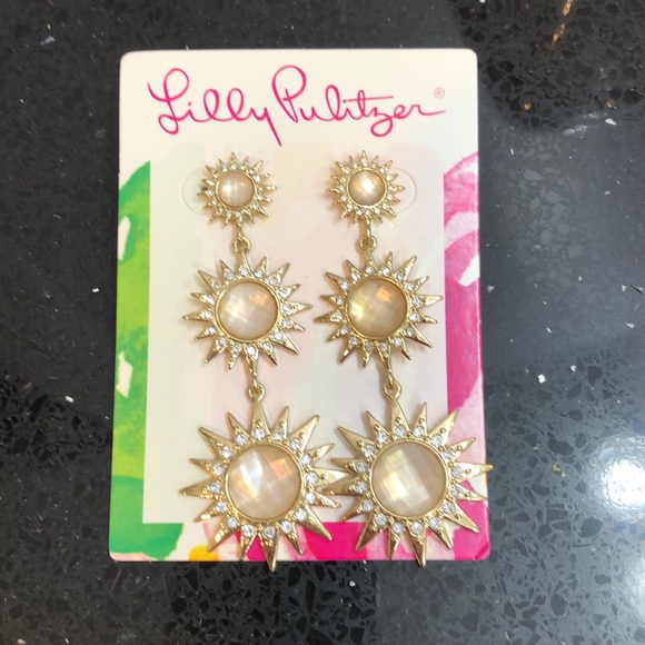 Lilly Pulitzer Jewelry - NWT Lilly Pulitzer Star of the Sea Earrings.